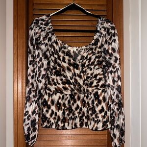 NWOT adorable blouse